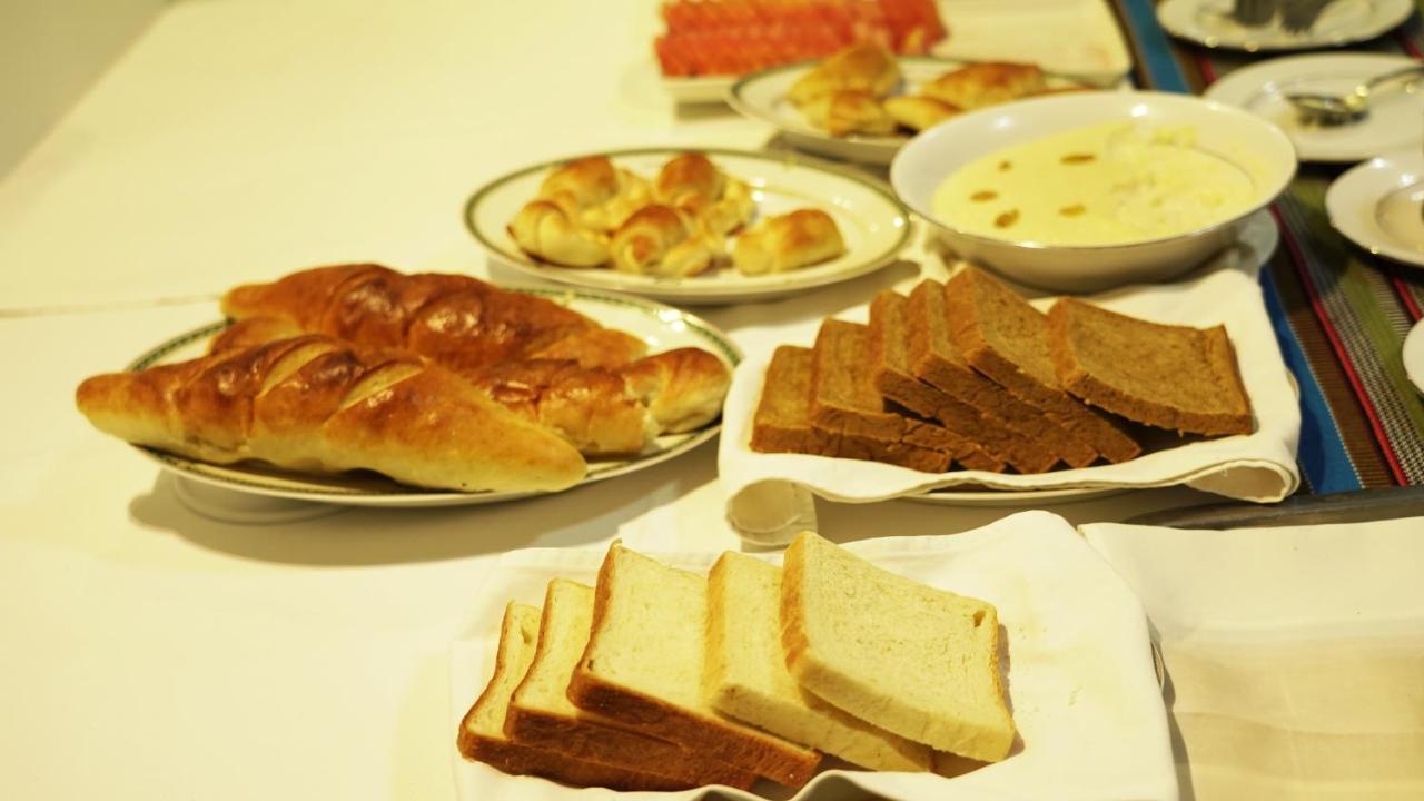 Asia Pacific Hotel Dhaka Ngoại thất bức ảnh