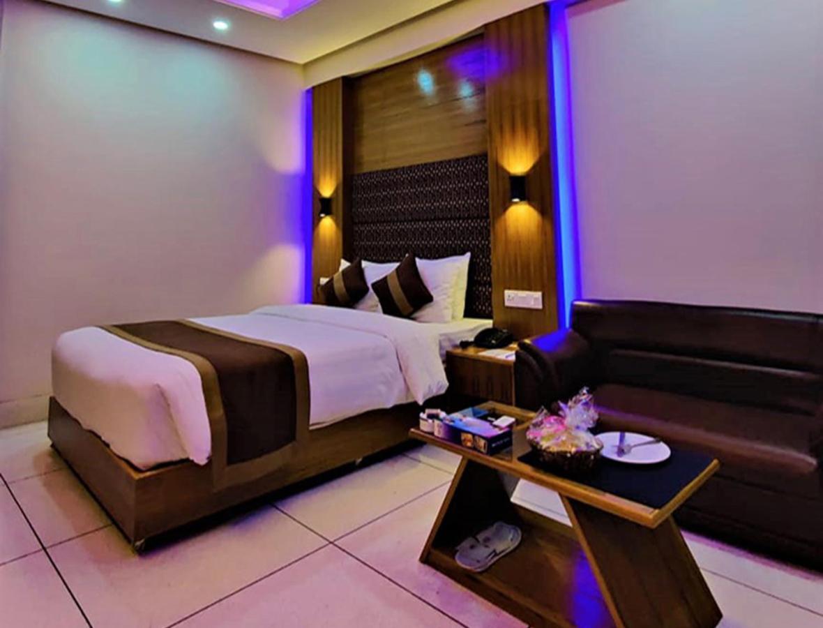 Asia Pacific Hotel Dhaka Ngoại thất bức ảnh