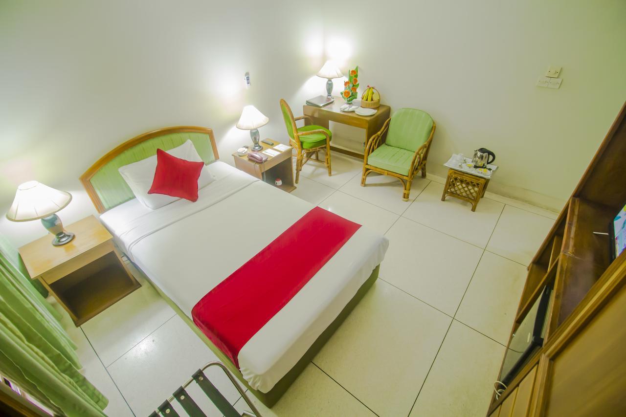 Asia Pacific Hotel Dhaka Ngoại thất bức ảnh