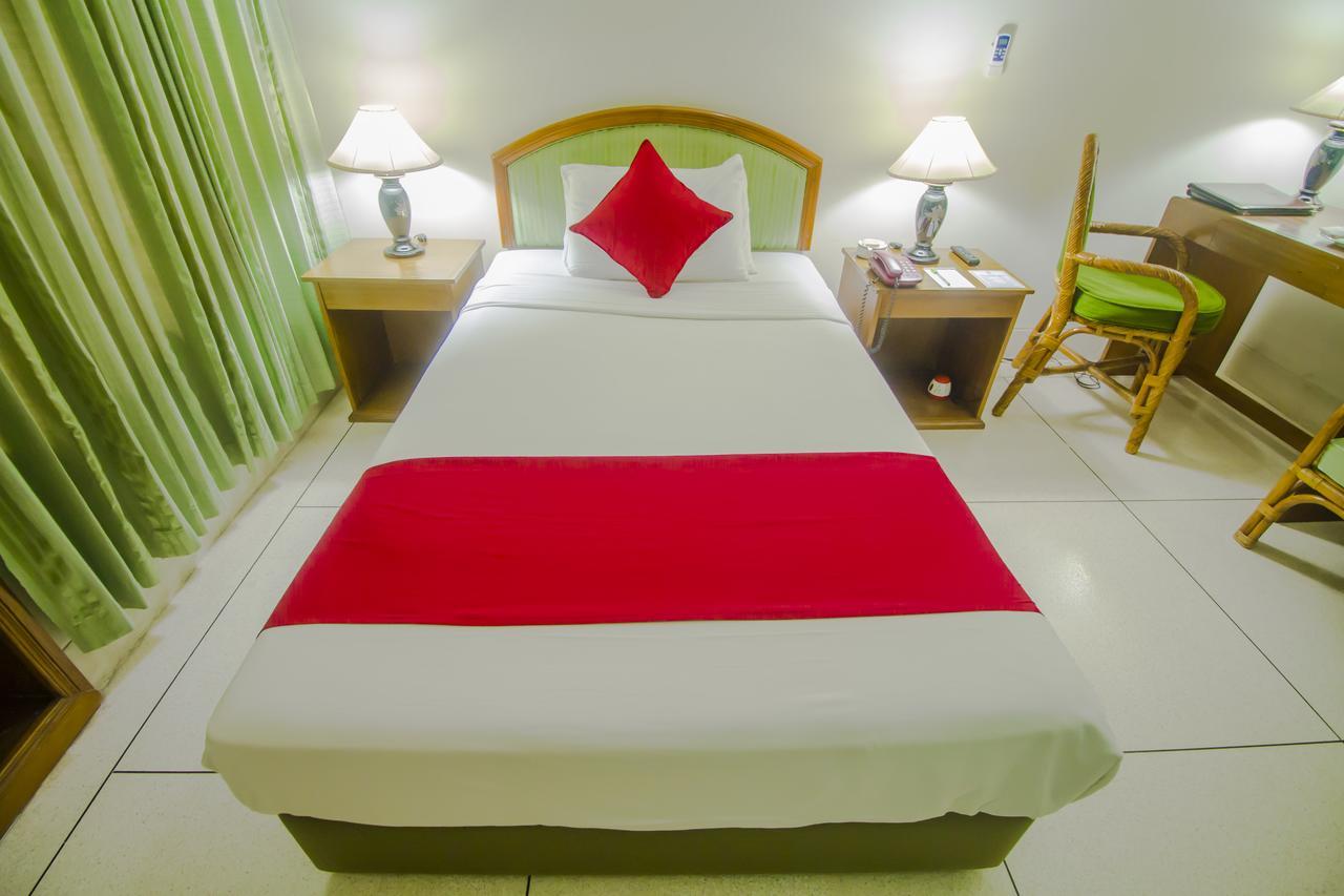 Asia Pacific Hotel Dhaka Ngoại thất bức ảnh